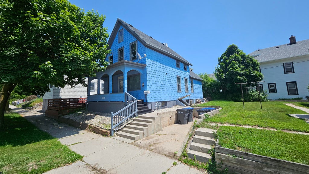 1111 N 12th St, Sheboygan