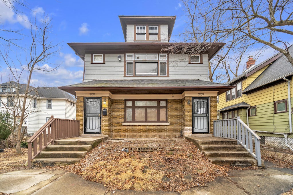 3733 W Sarnow St 3735, Milwaukee