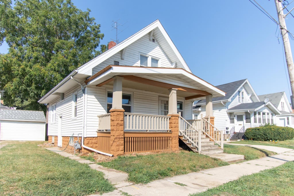 3916 10th Ave, Kenosha