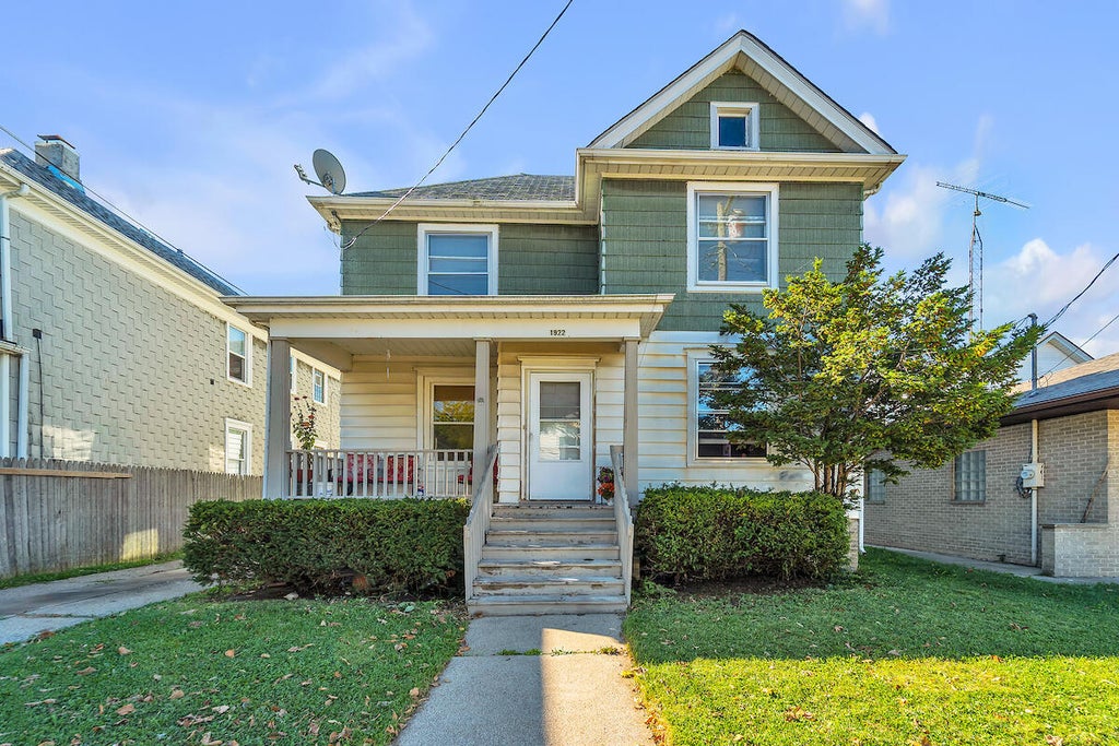 1922 Lasalle St, Racine