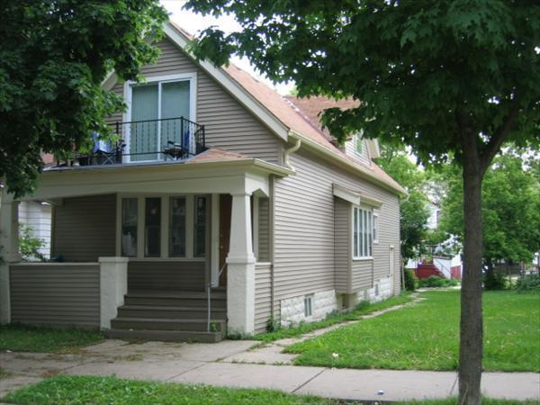 2436 N Fratney St, Milwaukee