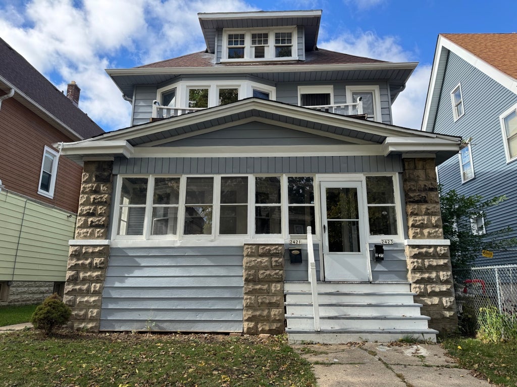 2421 N 40th St 2423, Milwaukee