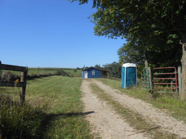 S4102 N Elk Run Rd, Webster