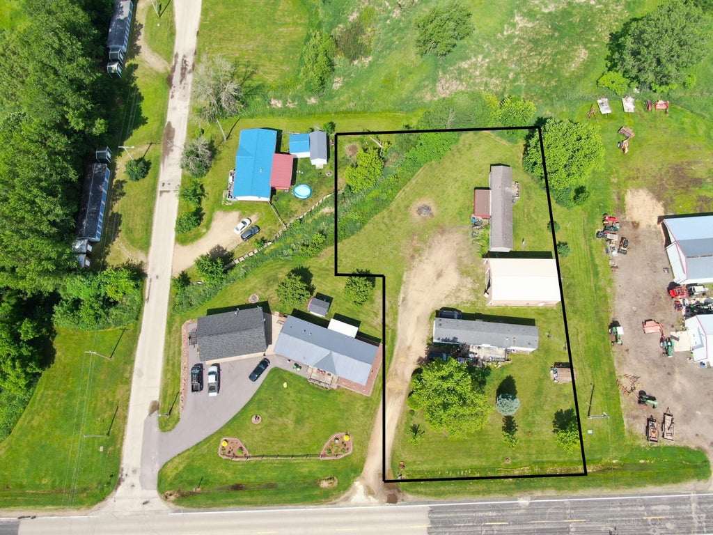 249 S State St, La Farge