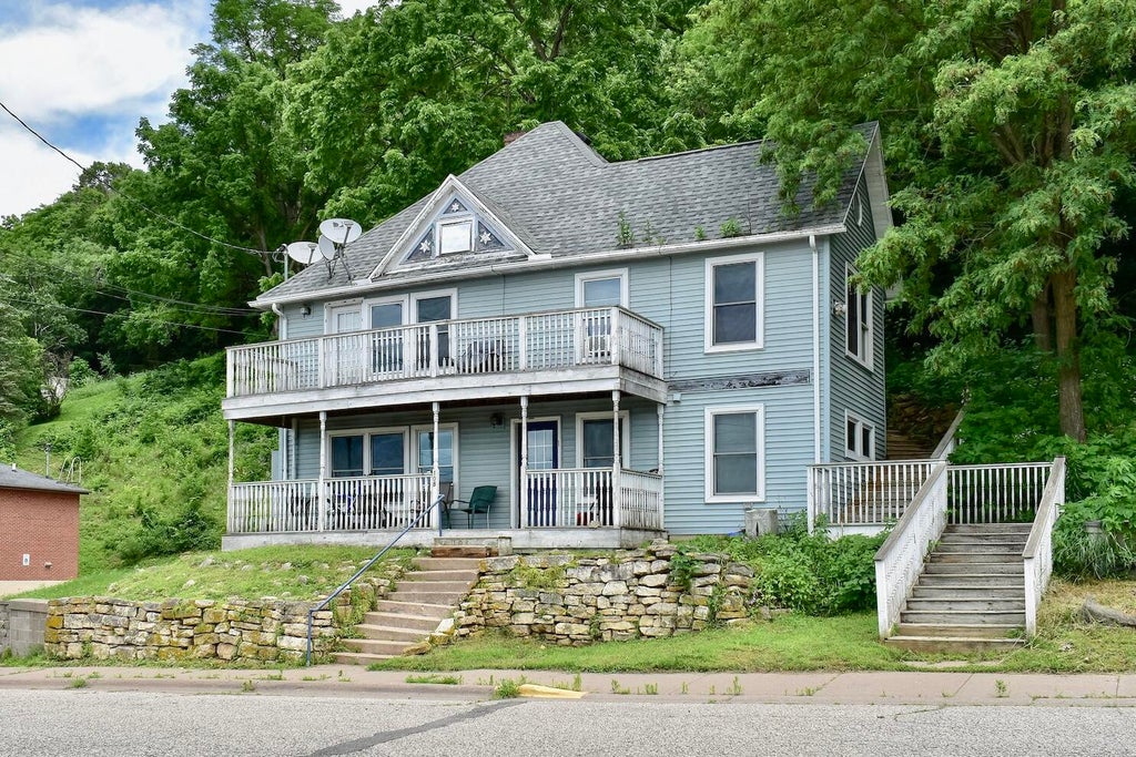 108 S Hill St, Fountain City