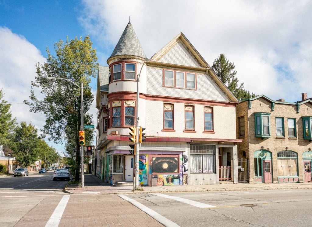 2674 N Holton St 2678, Milwaukee