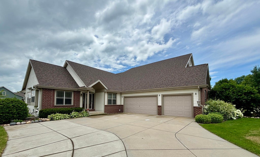 511 Acorn Pass, Hartford