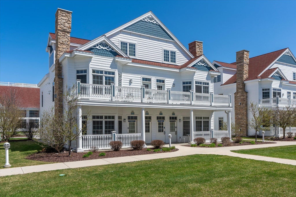 421 Beachfront Unit 421, Sheboygan