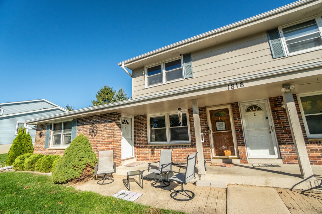 1816 Miller St A, West Bend