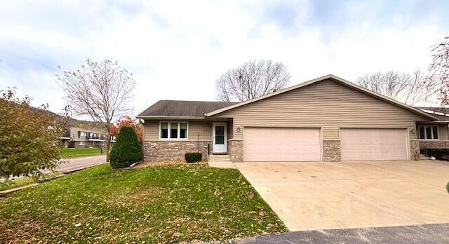 3324 Greenspire, La Crosse