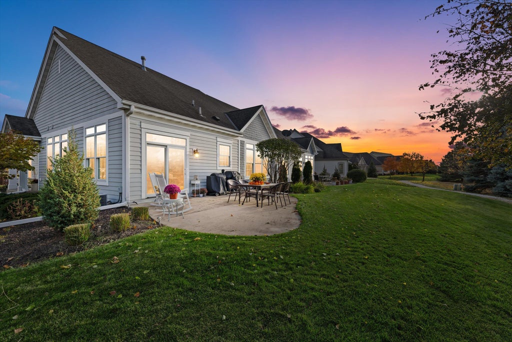 1758 Bess, Oconomowoc