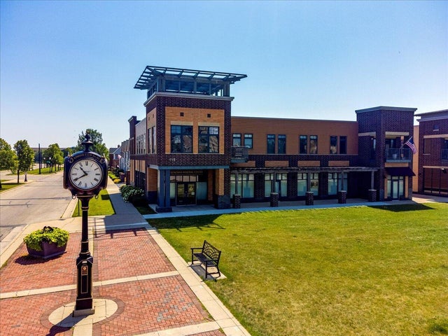 115 56th 101, Kenosha