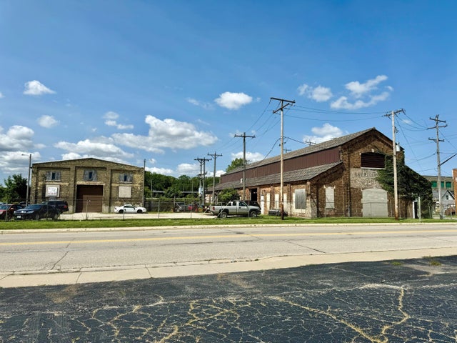 2300 Racine, Mount Pleasant