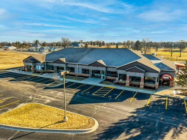 10 W Evergreen 3, Elkhorn