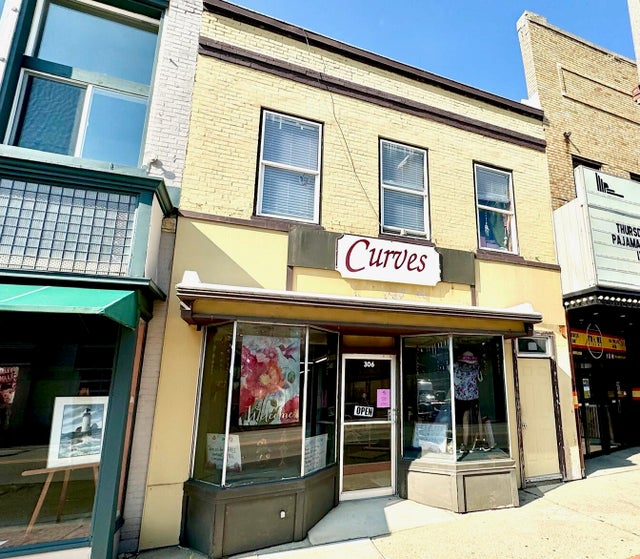 306 E Main, Watertown