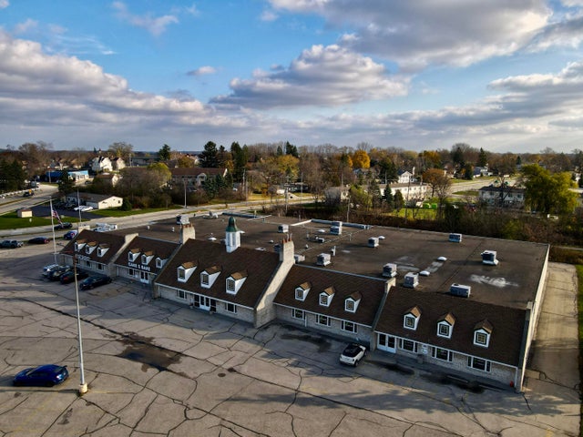 W173n9170 Saint Francis, Menomonee Falls