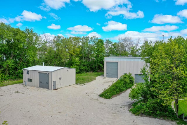 3460 Town Hall, Barton