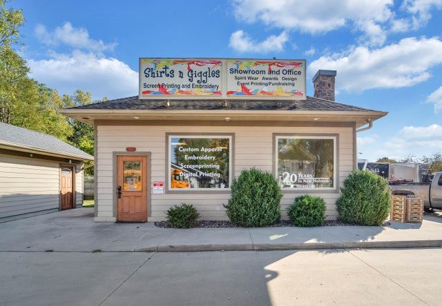 2235 Wisconsin, New Holstein