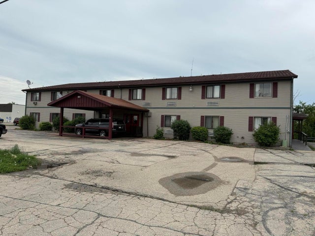 625 Dodge, Mineral Point