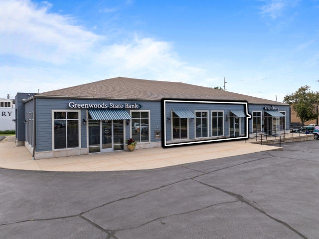 500 Interchange 2, Lake Geneva