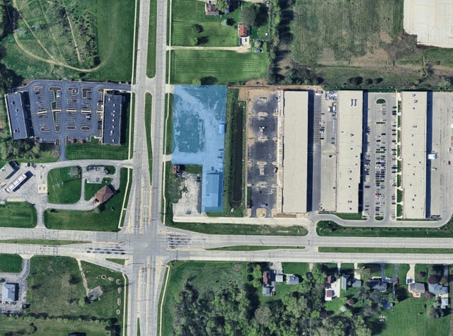 124 E Rawson, Oak Creek