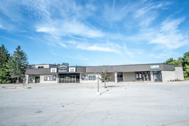 1361 Grand, Hartford