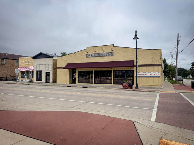 318 E Main, Waterford