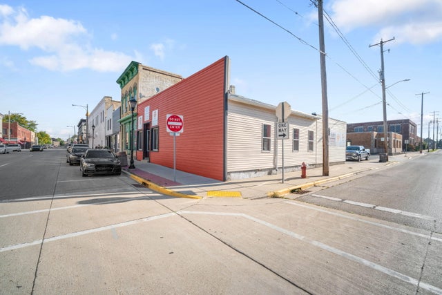 117 S 3rd, Watertown