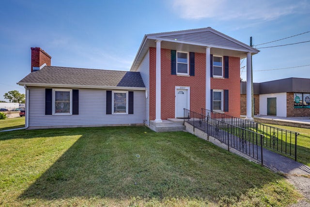 3007 Calumet, Manitowoc
