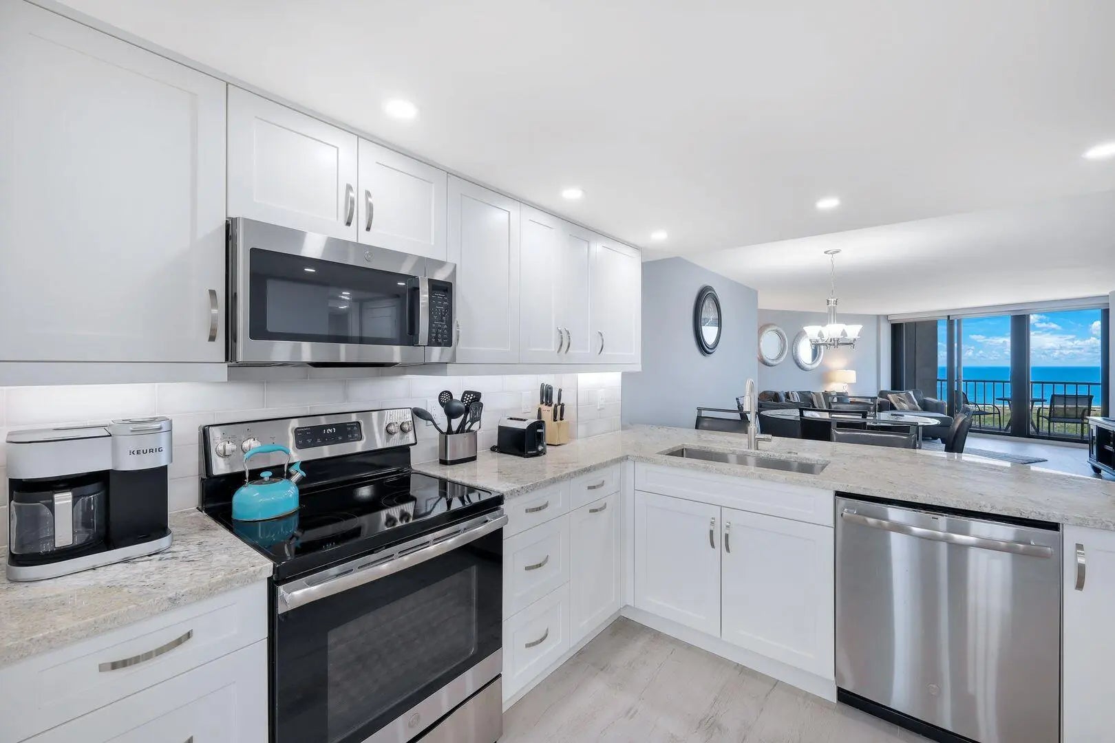 Photo of Listing #2241407