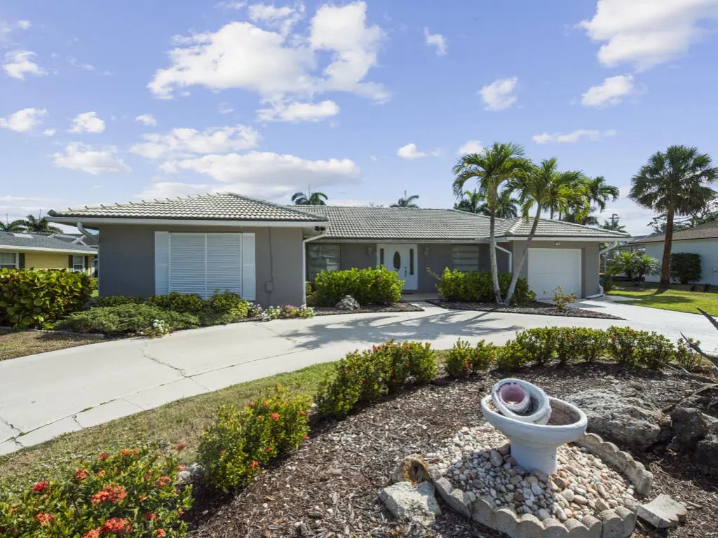 Photo of Listing #2242021