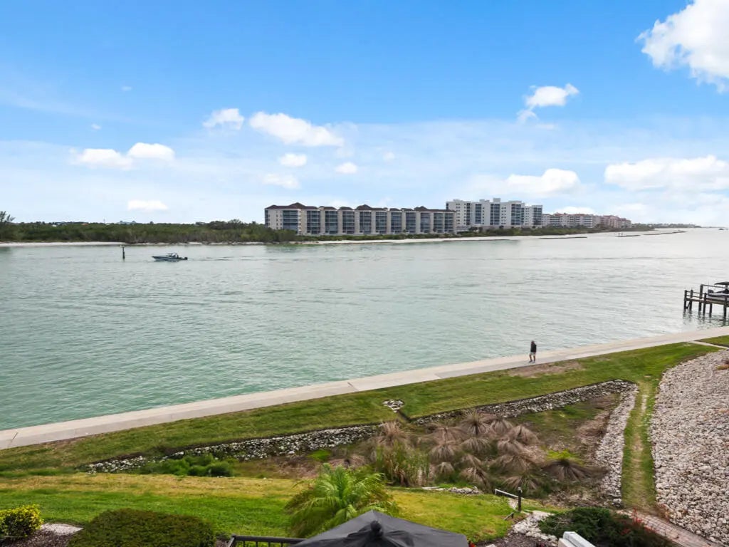 Photo of Listing #2250204