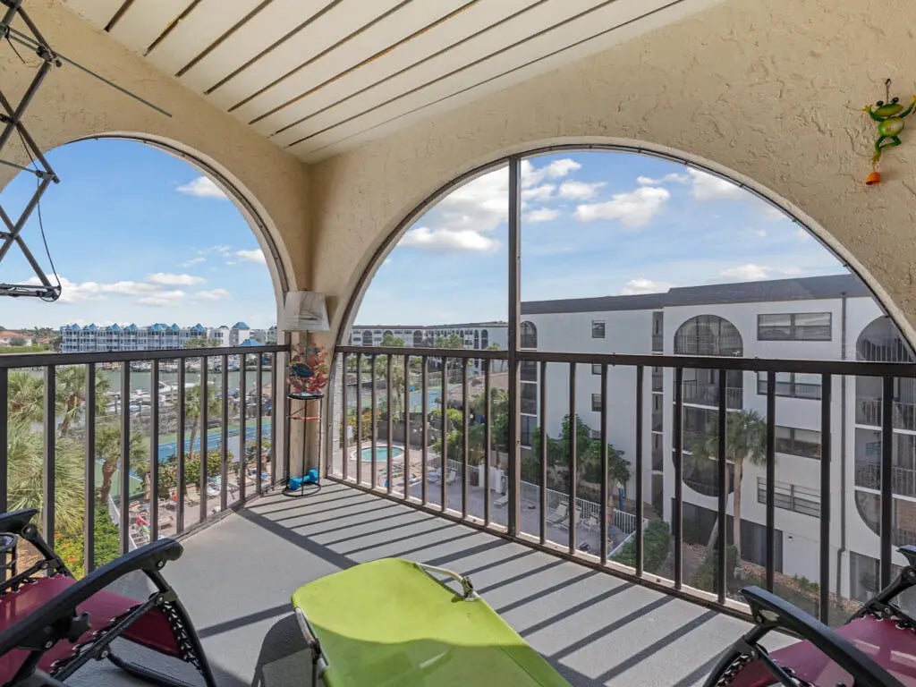 Photo of Listing #2250554