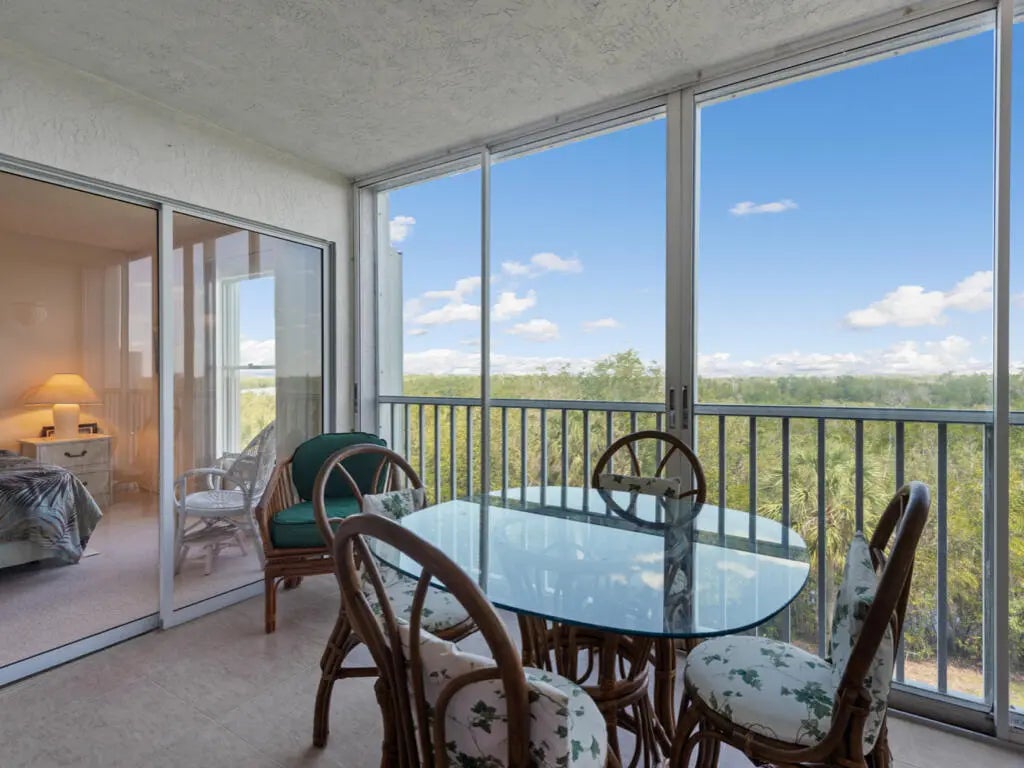 Photo of Listing #2250995