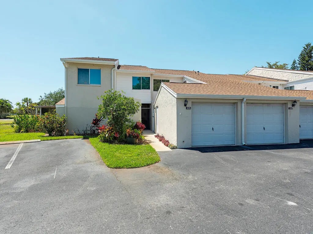 Photo of Listing #2251035