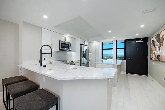 Photo of Listing #2251237