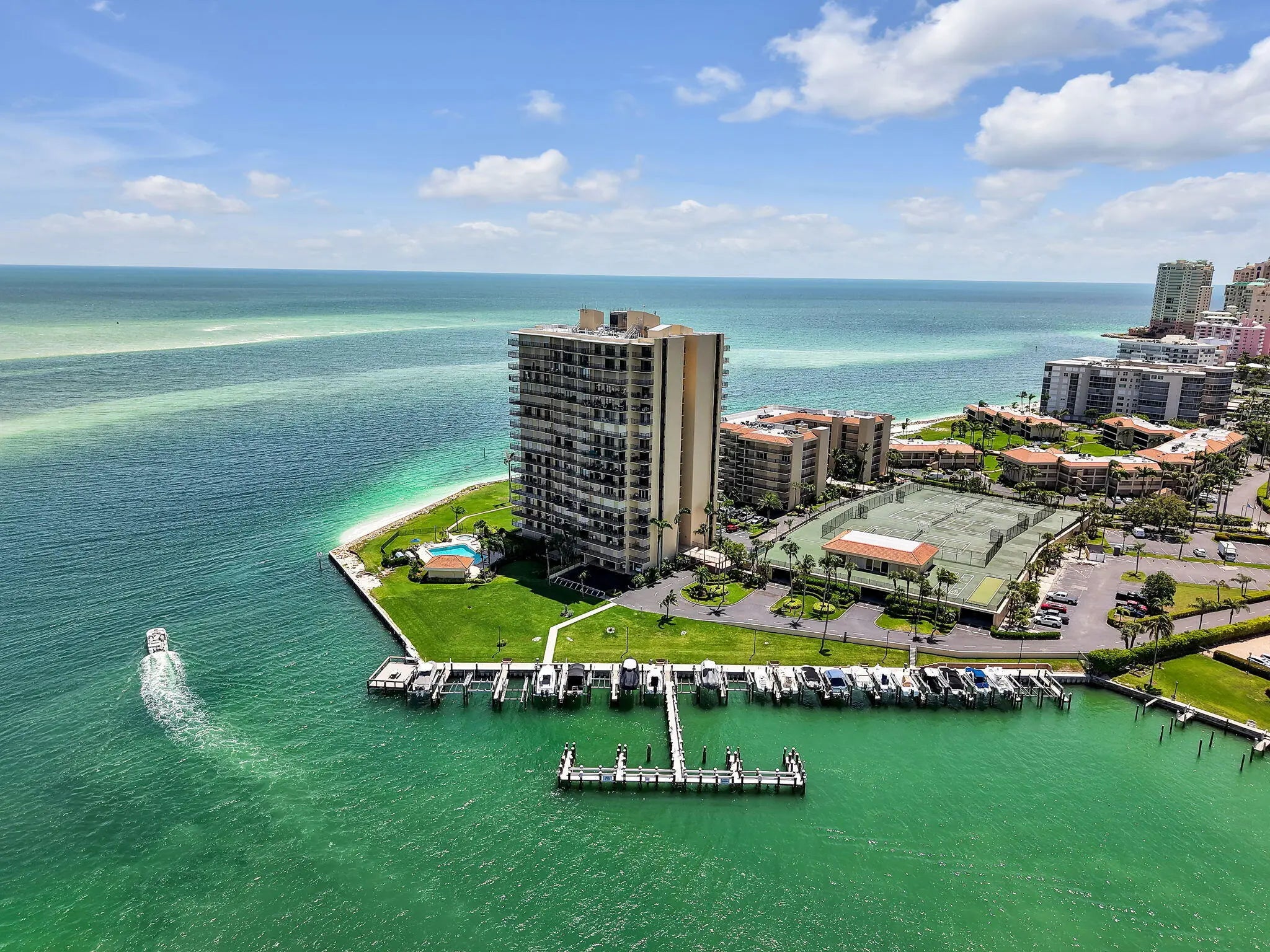 Photo of Listing #2251390