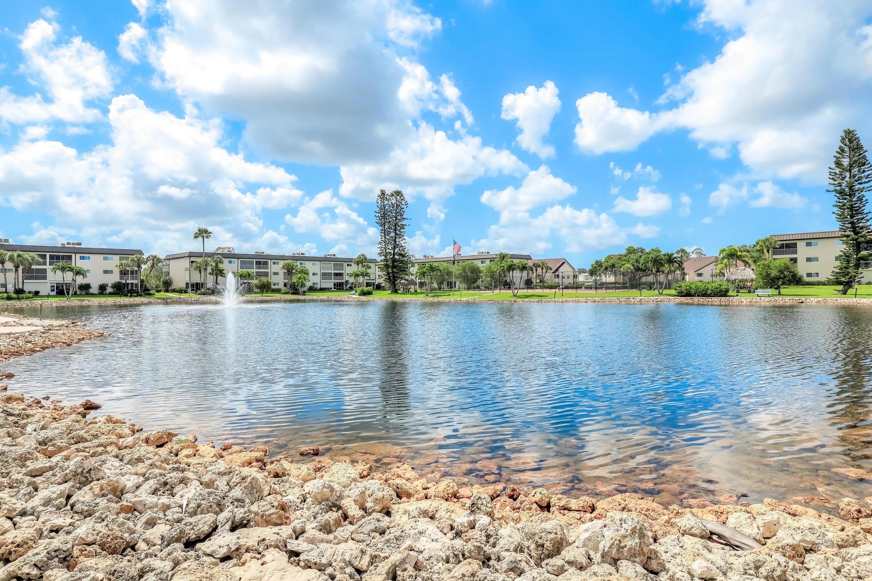 Photo of Listing #2251433