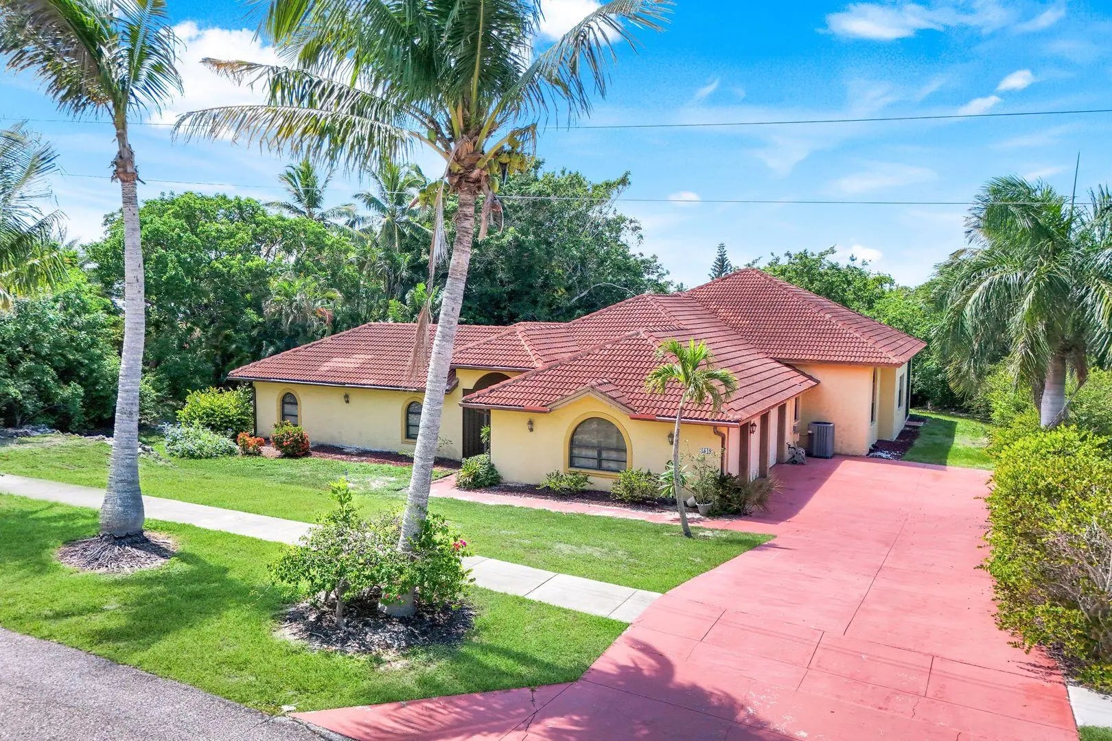 Photo of Listing #2251525