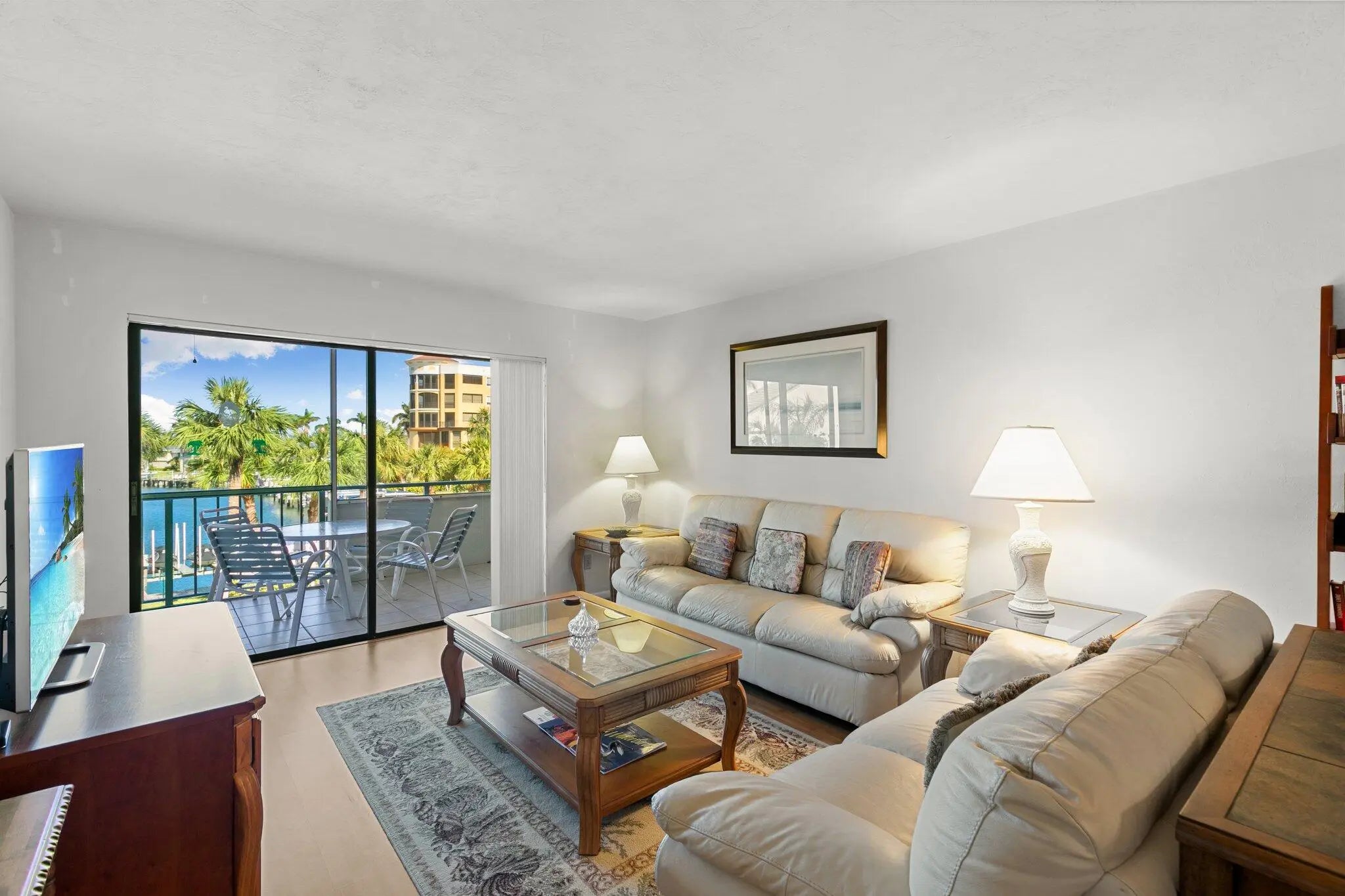 Photo of Listing #2251798