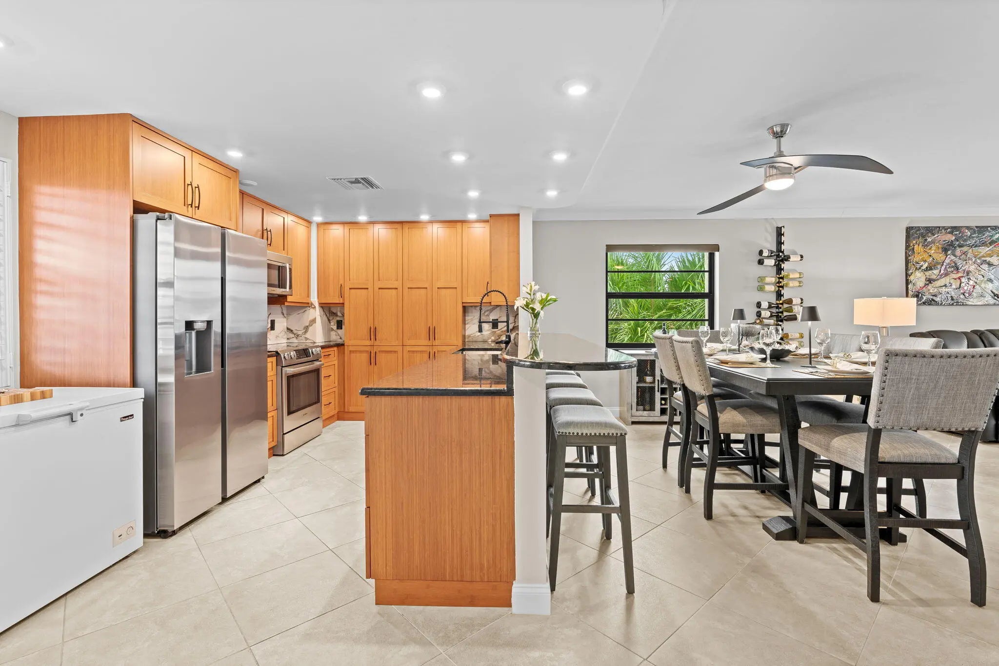 Photo of Listing #2251984