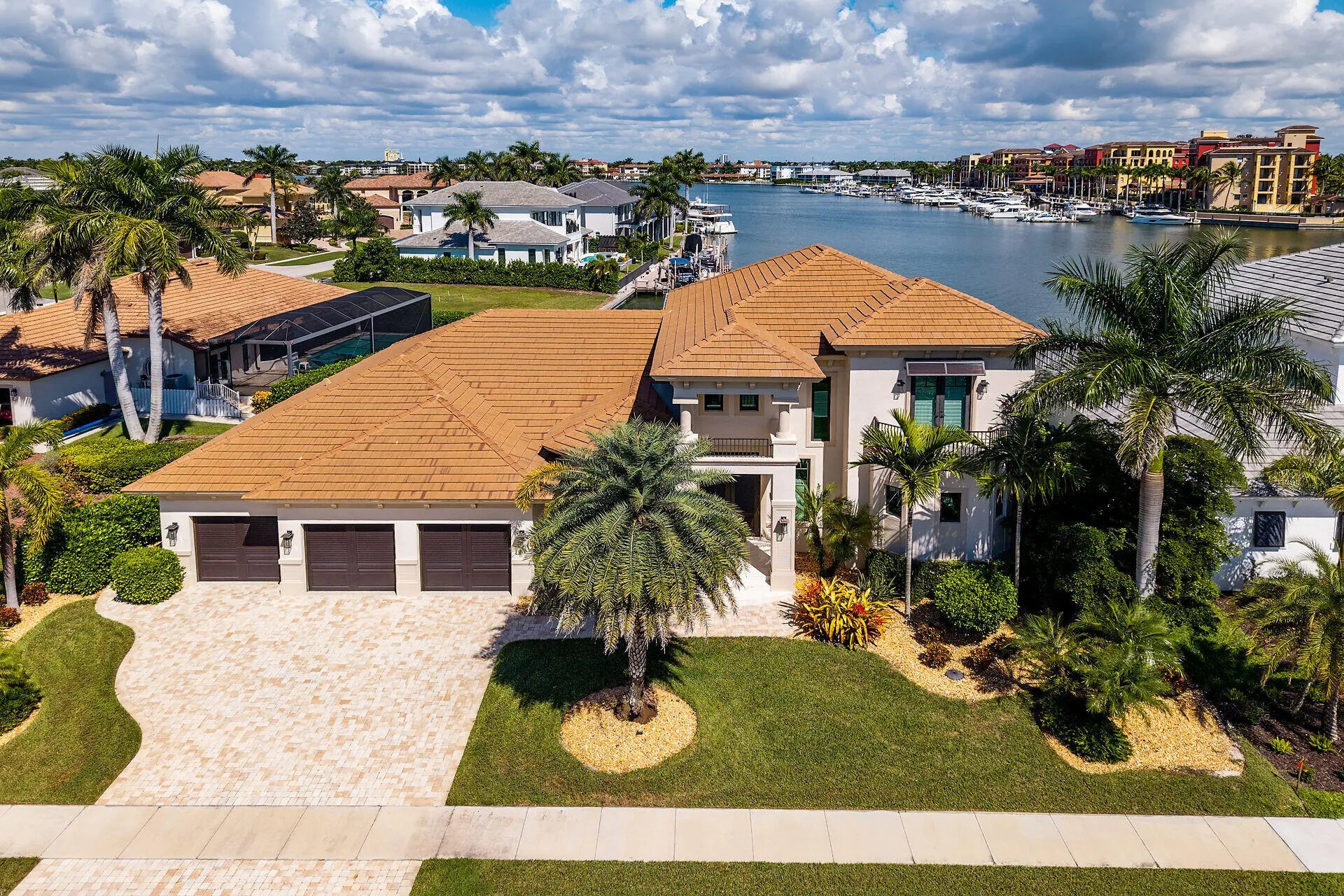 Photo of Listing #2252076