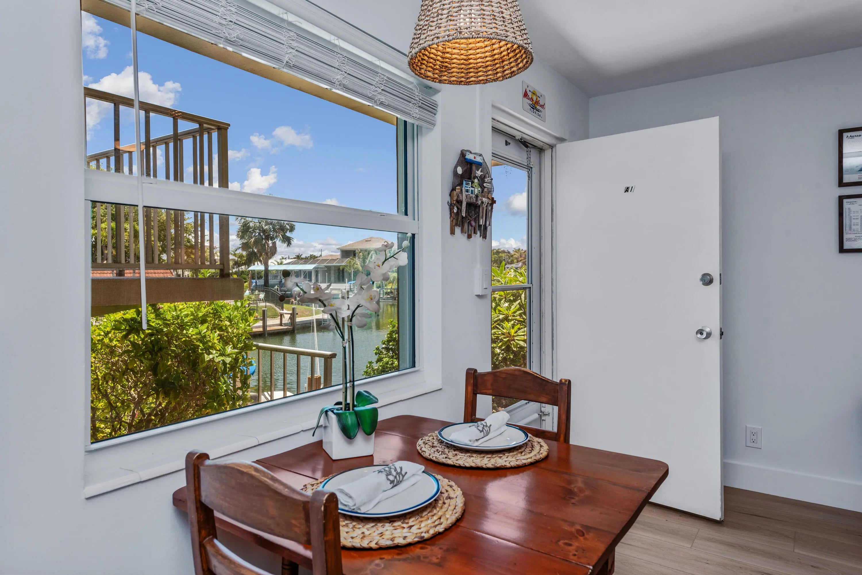 Photo of Listing #2252059