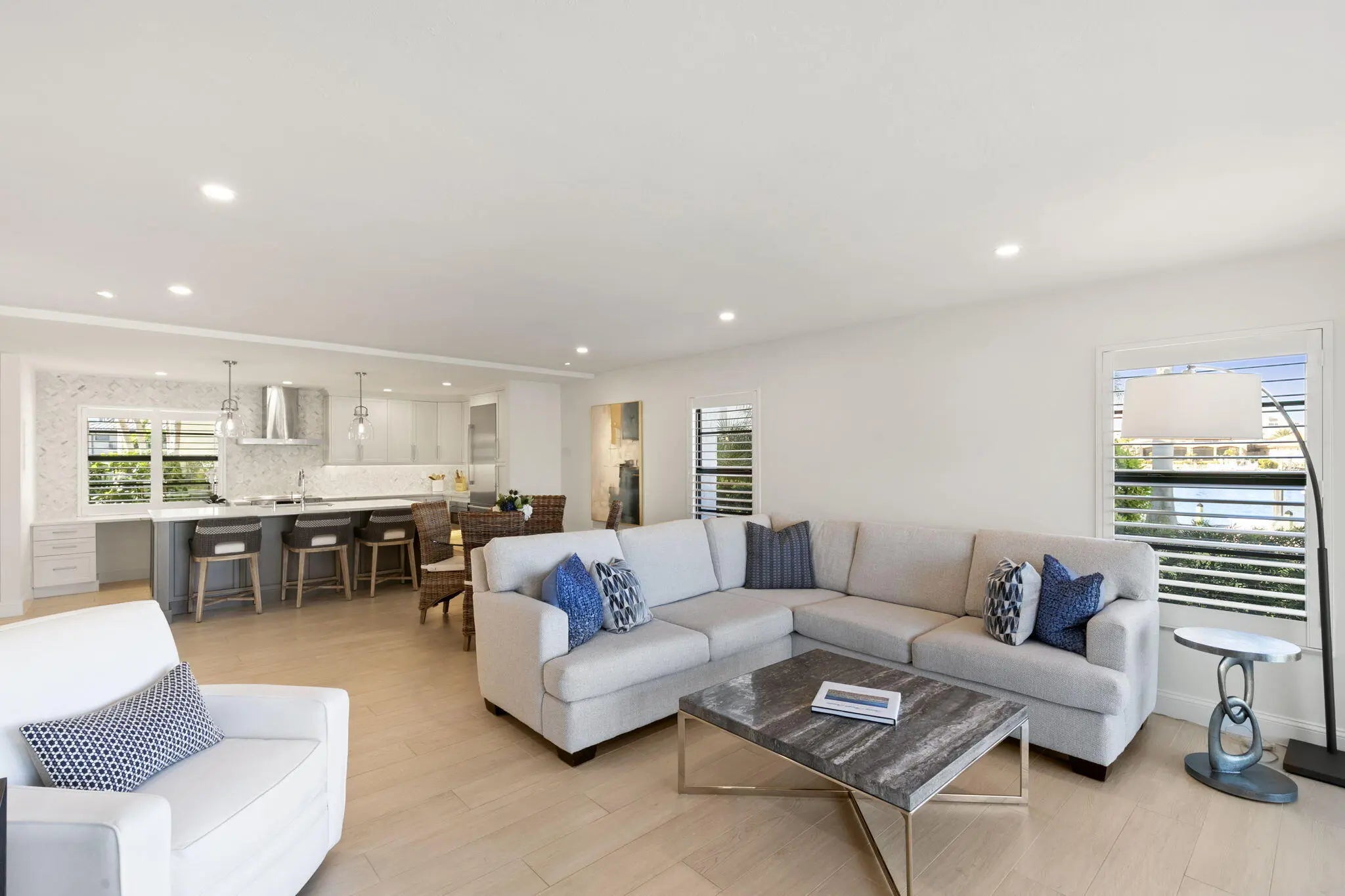 Photo of Listing #2252307