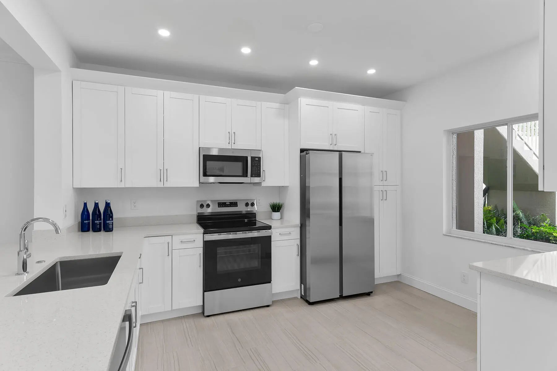 Photo of Listing #2252305