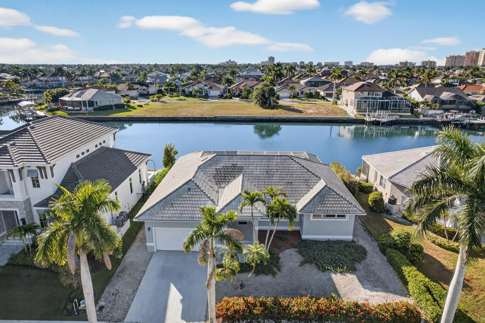 Photo of Listing #2252322