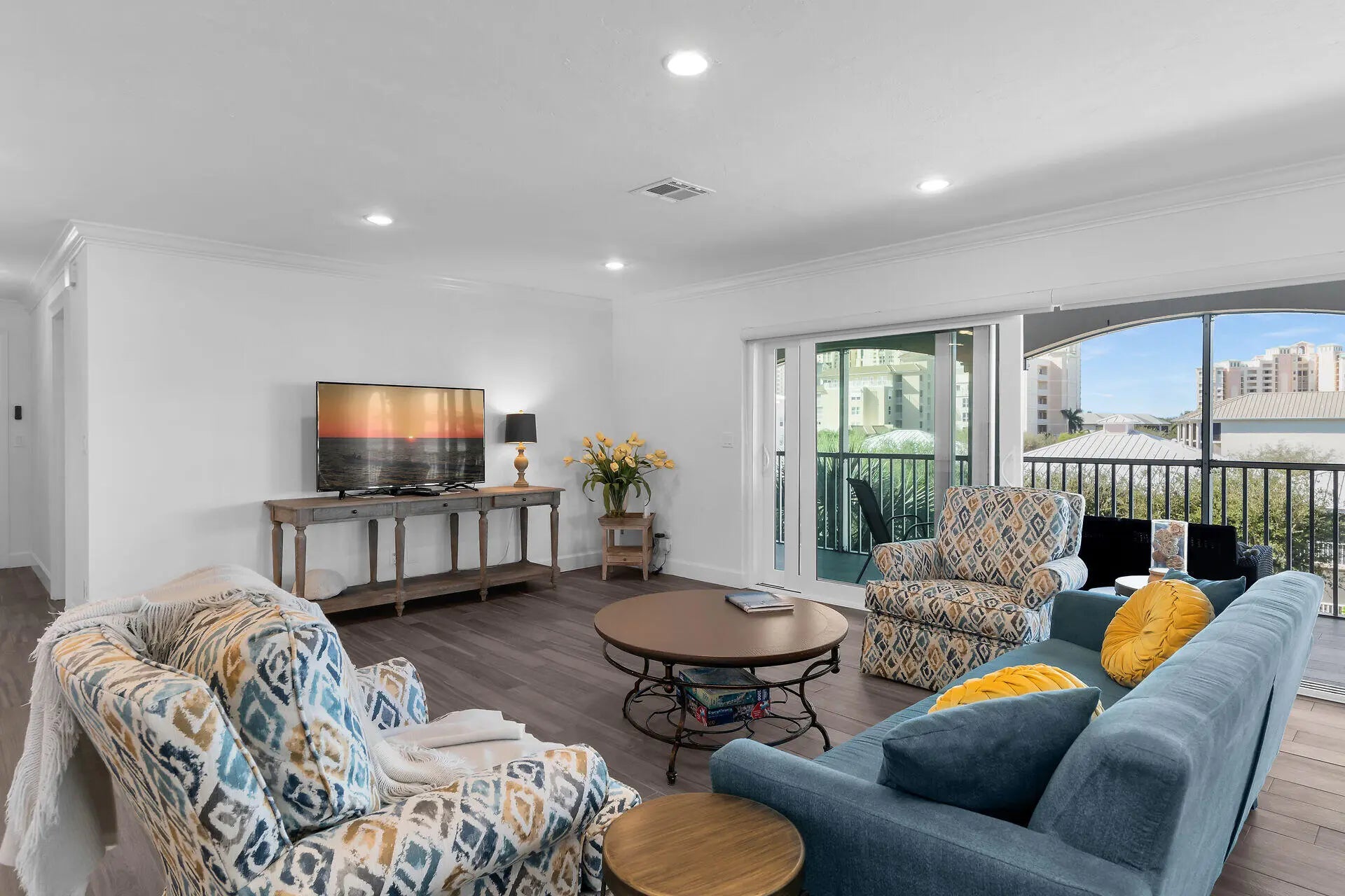 Photo of Listing #2260001