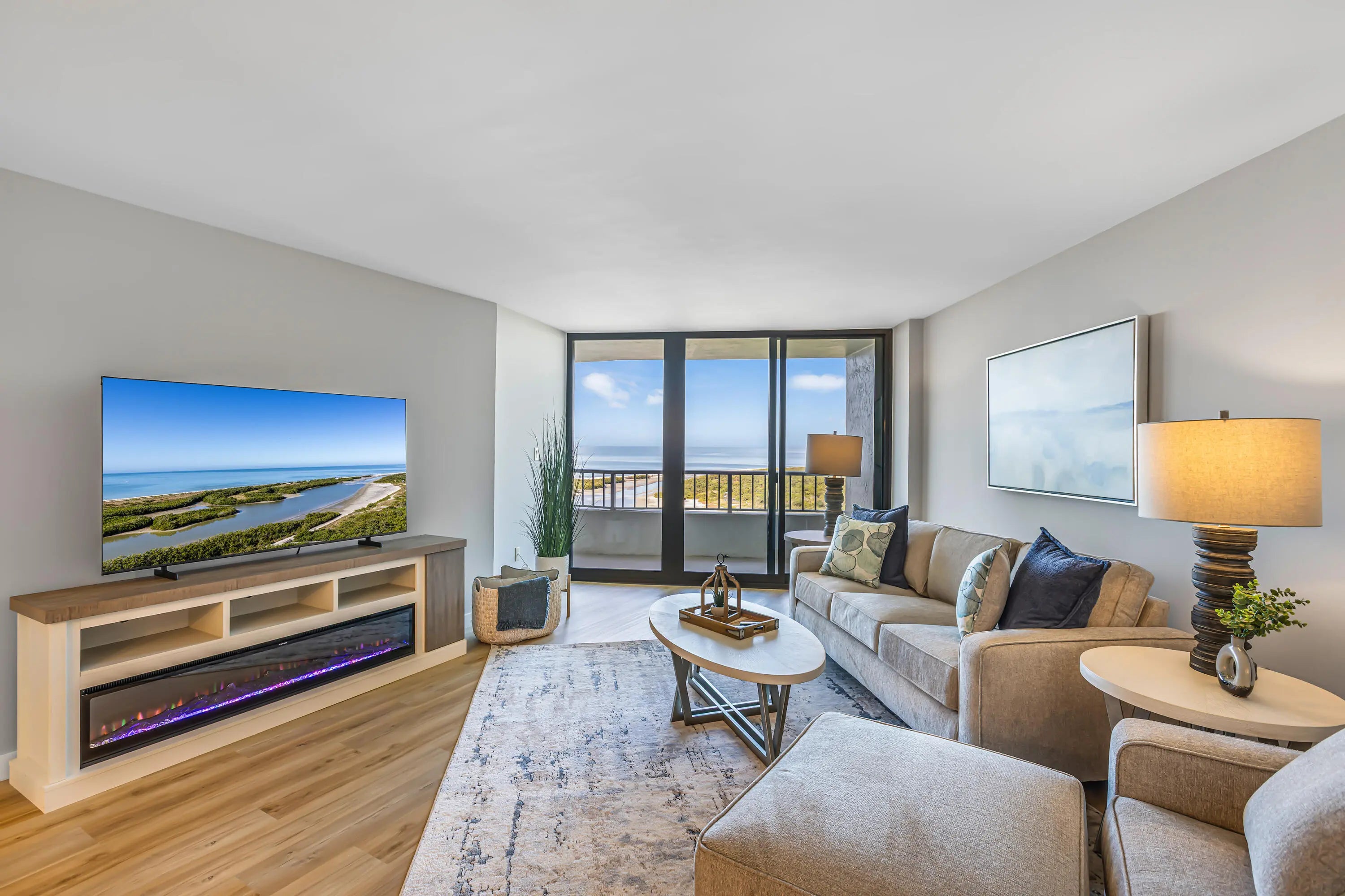 Photo of Listing #2260063