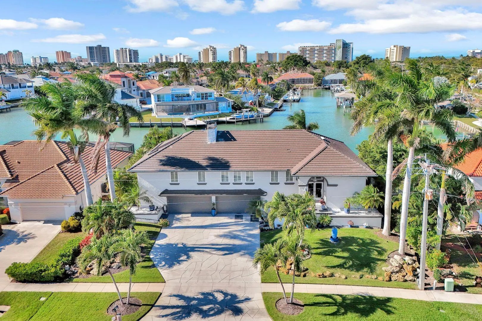 Photo of Listing #2260033