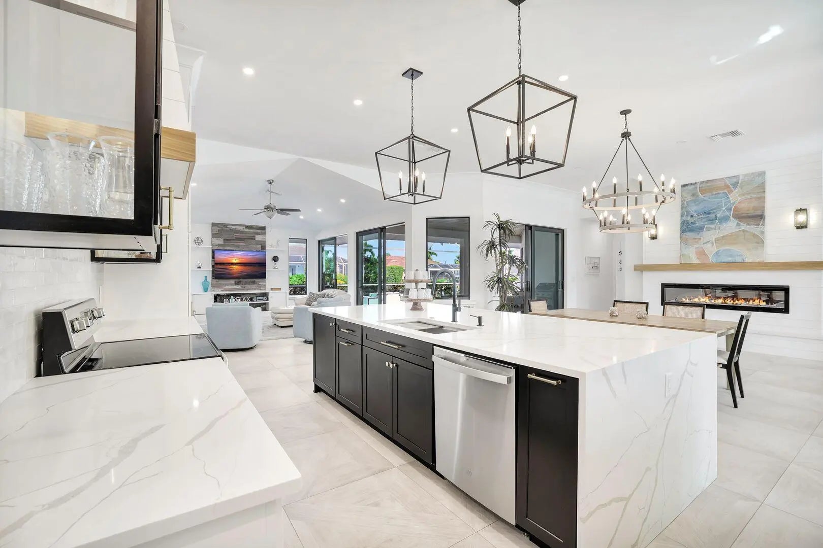 Photo of Listing #2260118